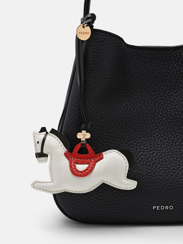 Dana Bucket Bag, Black