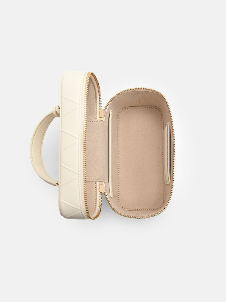 Ari Boxy Shoulder Bag, Chalk