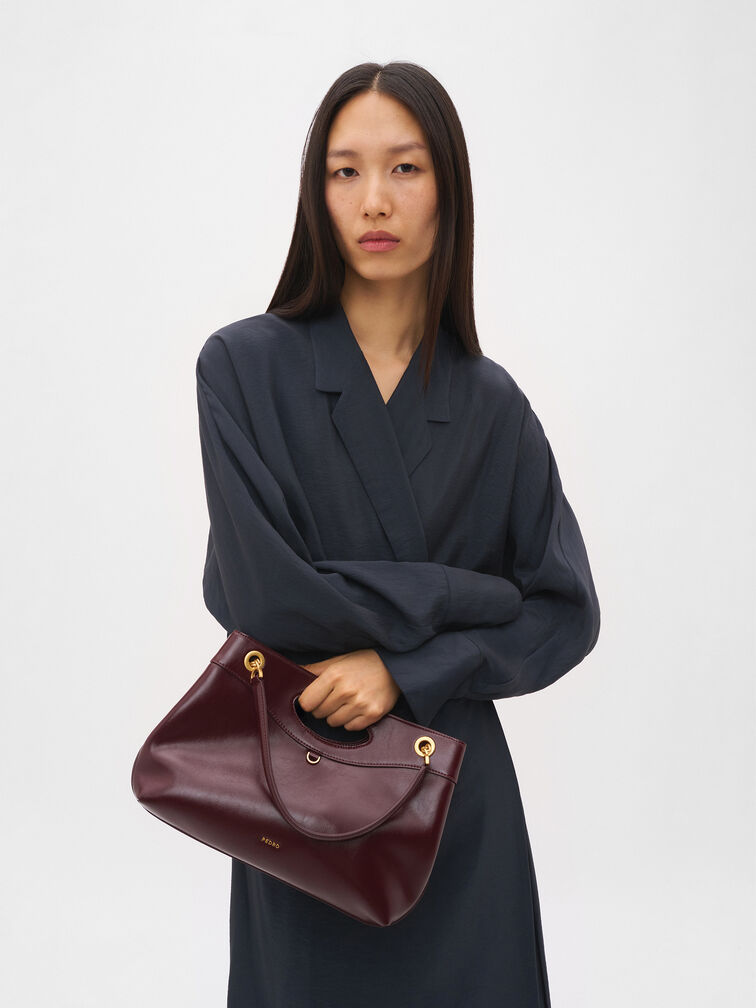 Cassier Shoulder Bag, Wine Wrinkled