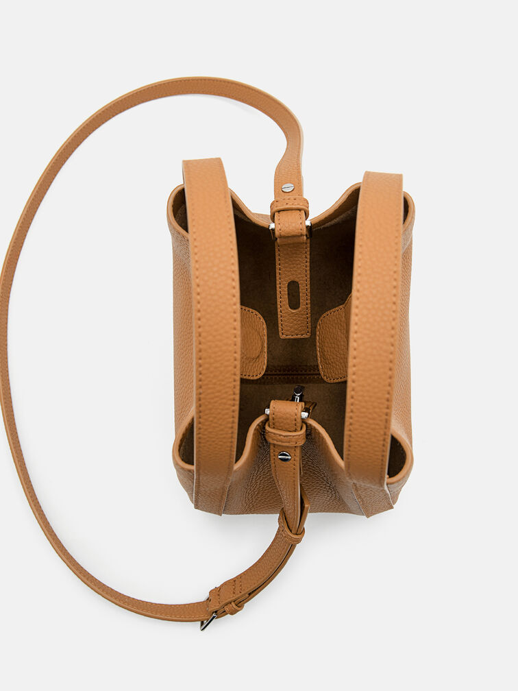 Dana Bucket Bag, Cognac