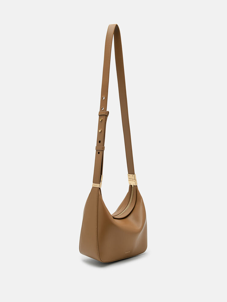Jatte Crescent Bag, Camel